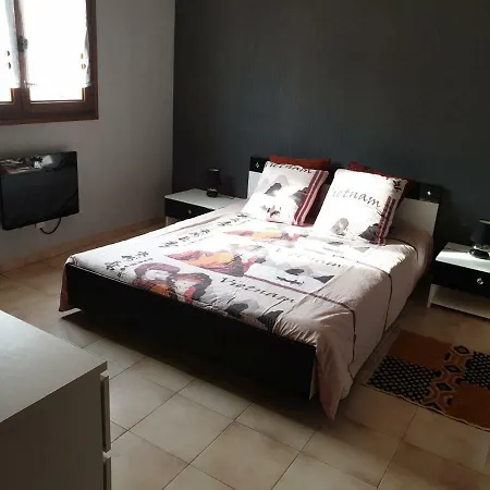 Villa A La Campagne Camélas